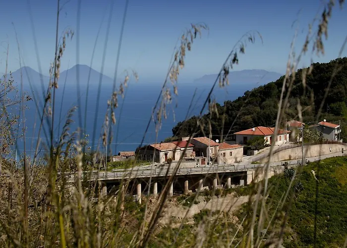 Gattina Bed & Breakfast Naso